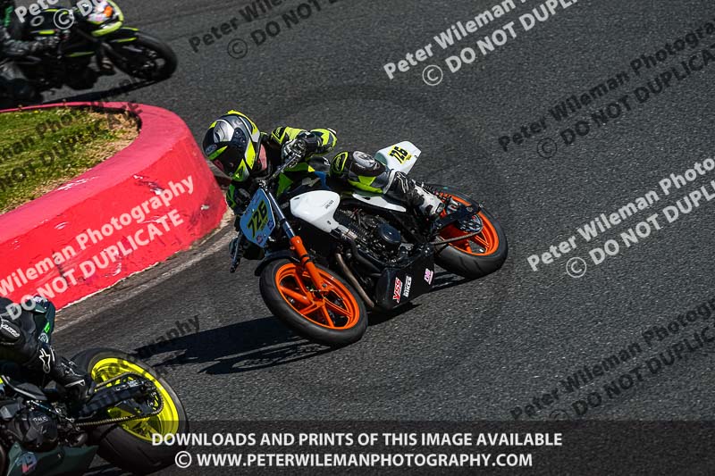 enduro digital images;event digital images;eventdigitalimages;mallory park;mallory park photographs;mallory park trackday;mallory park trackday photographs;no limits trackdays;peter wileman photography;racing digital images;trackday digital images;trackday photos
